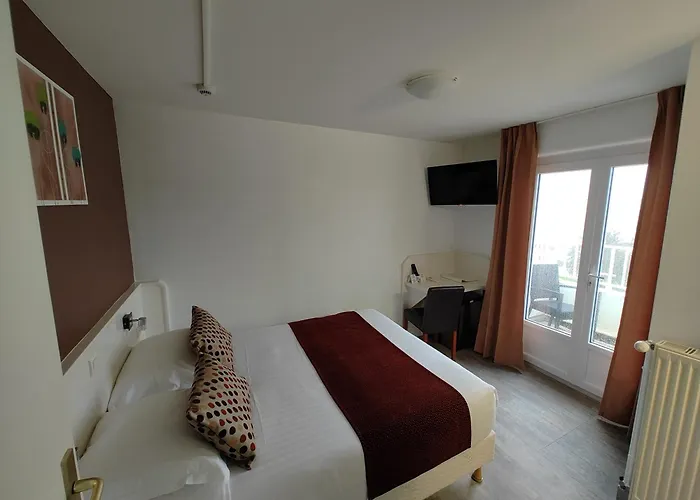 Logis Hotel Les Bleuets