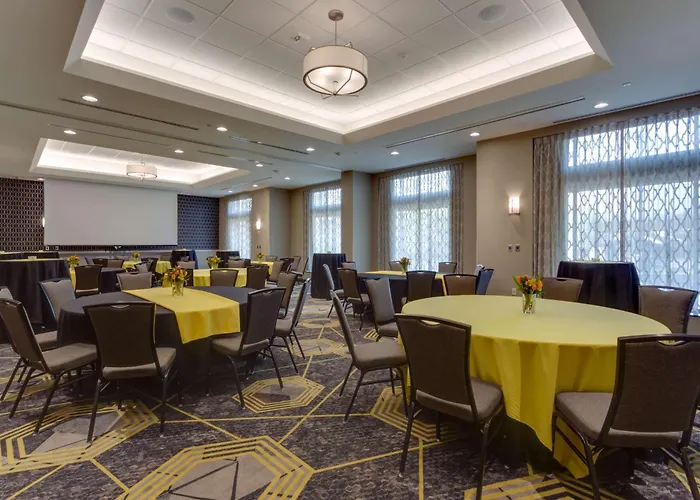 Drury Inn & Suites Pittsburgh Airport Settlers Ridge