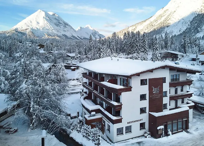 Hotel Alpennest - Mountain Hideaway in Leutasch