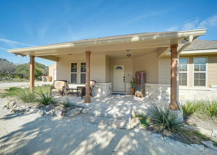 New Braunfels Home W/ Pool 2 Mi To Guadalupe River