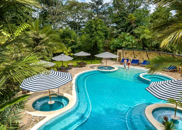 Hideaway Rio Celeste Hotel
