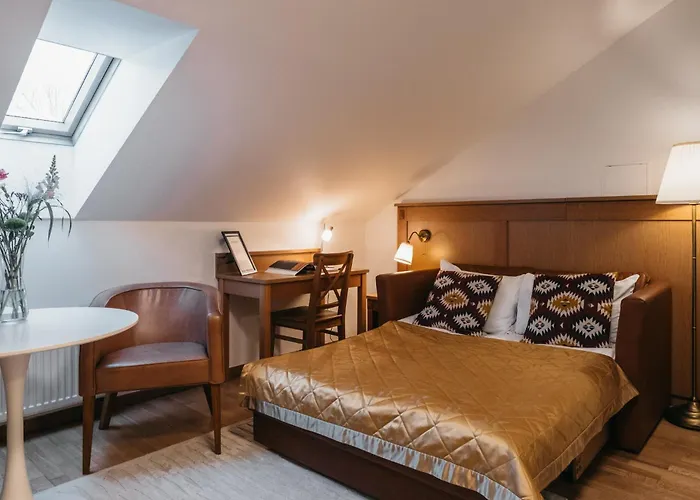 Cathedral Old Town Suites