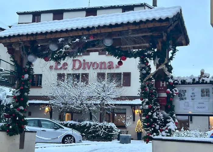 Le Divona Hotel & Bar "Au Coeur De Divonne-Les-Bains"