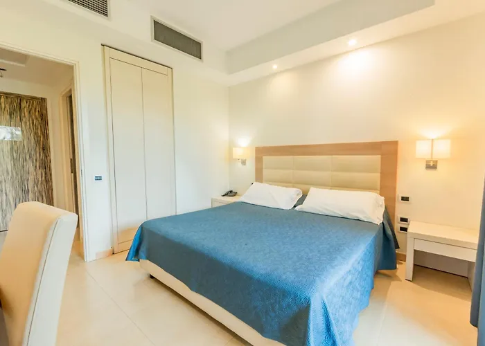 Prince Franklyn Hotel