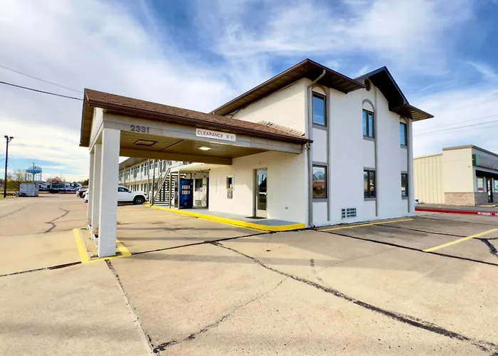 Motel 6-Dyersburg, Tn