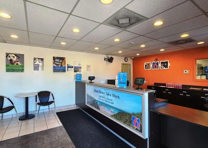 Motel 6-Webster, Tx - Houston - Nasa Lake