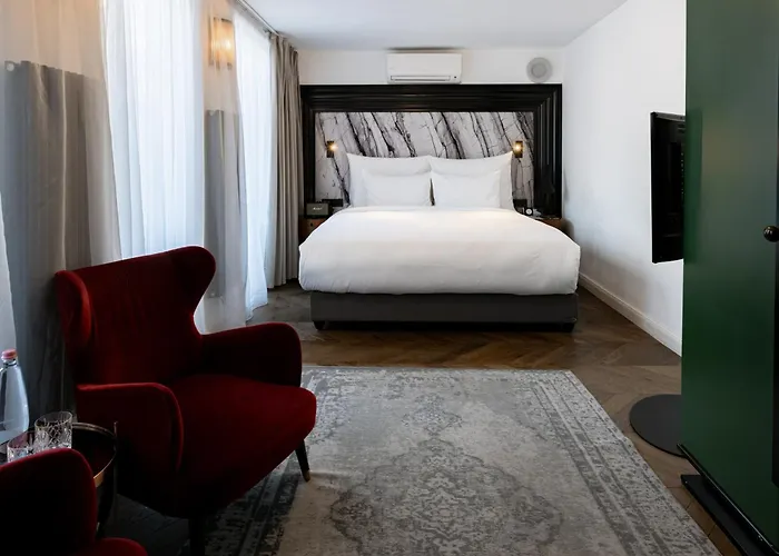Hotel Collect - Adults Only