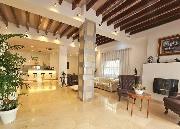 Hotel Roca-Mar