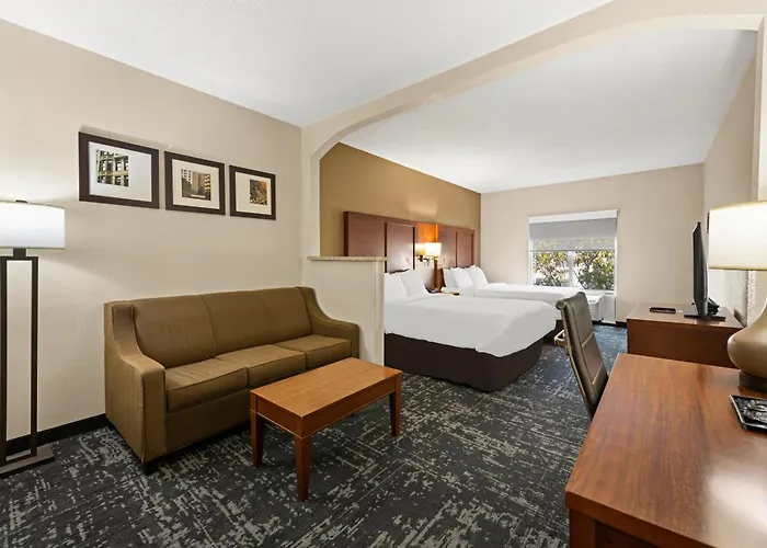 Comfort Suites Kansas City-Liberty