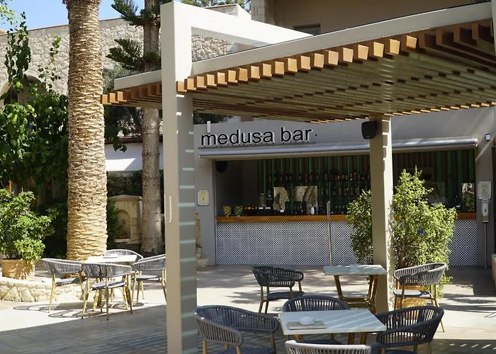 Cactus Beach Hotel