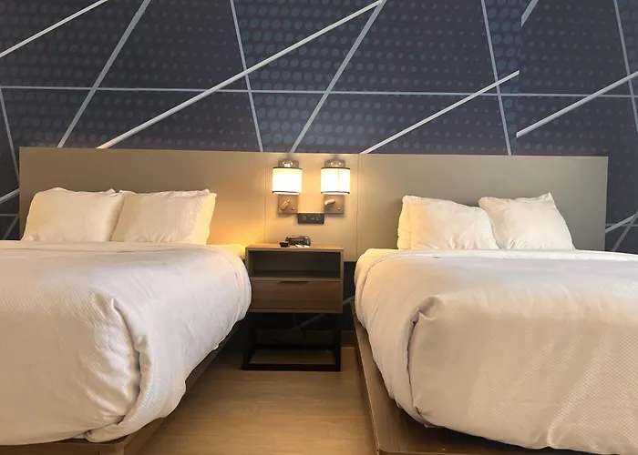 Comfort Suites Louisville Airport