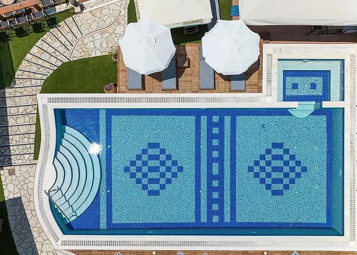 Almira Hotel