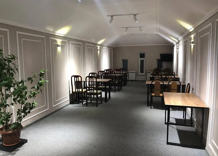 Ave Hotel