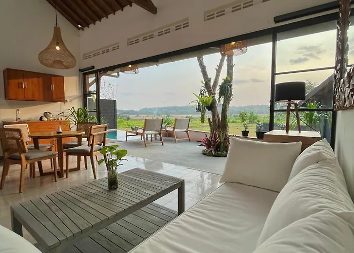Boutique Villa Jogja Senang