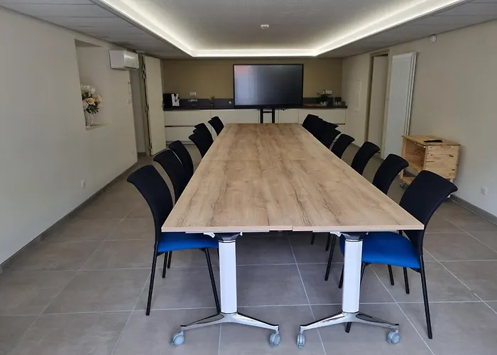 Logis Hotel Restaurant Les Carillons