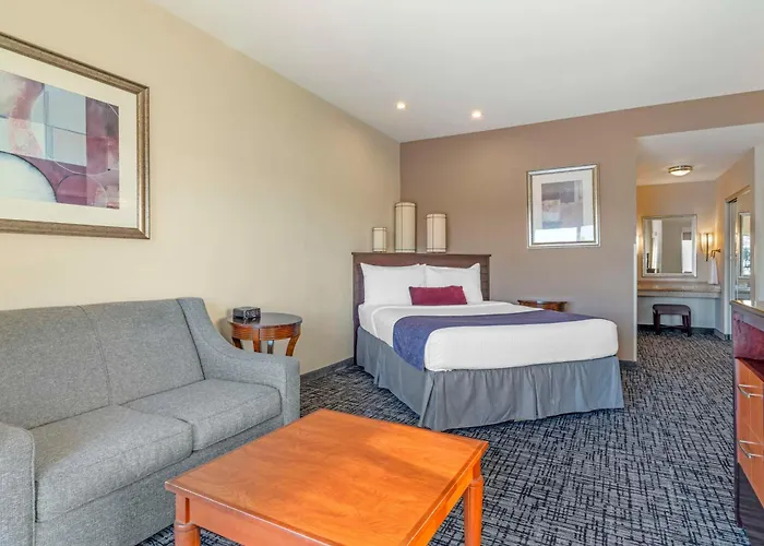 Best Western Plus Bayside Hotel