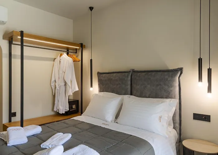 Nikon Boutique Hotel