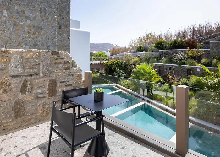 Aeonic Suites And Spa