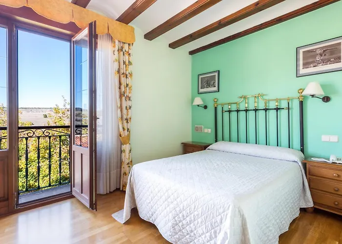 Hotel Puerta Sepúlveda