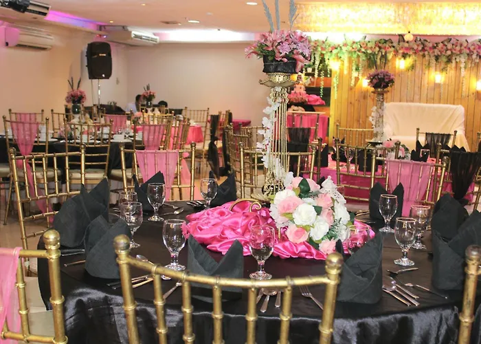 OYO 653 Rosas Garden Hotel
