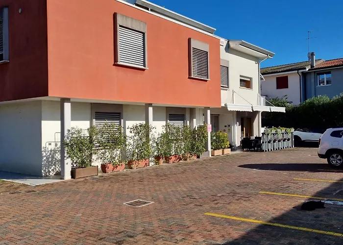 Hotel Mezzaluna
