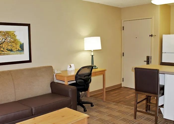 Extended Stay America Suites - Newark - Woodbridge
