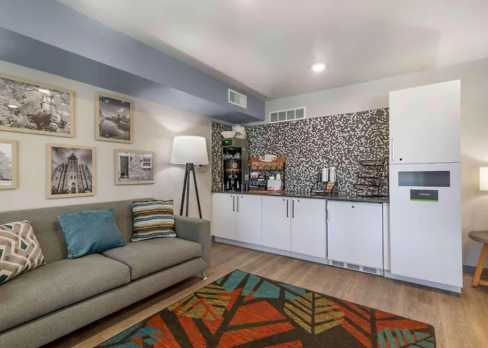 Extended Stay America Suites - Nashua - Merrimack