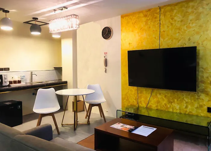 Sempre Premier Inn - Mactan Airport Hotel