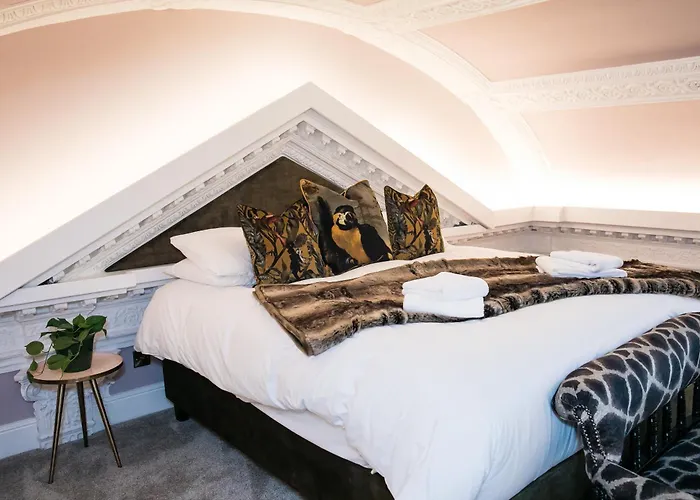 Foxlow Grange By Muse Escapes - Whole House 15 Bed