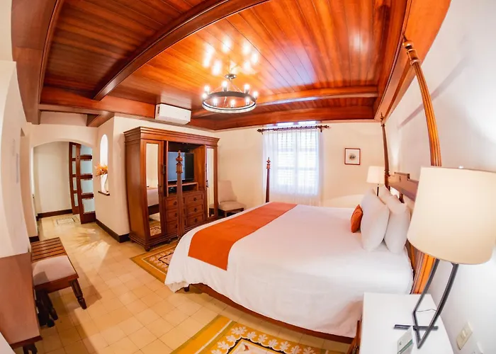 Nukari Quinta Boutique