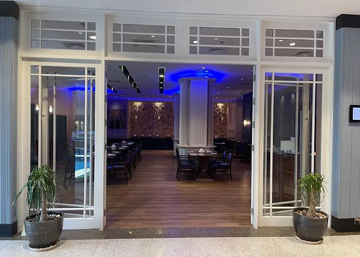 Ramada Hotel & Suites By Wyndham Al Qassim