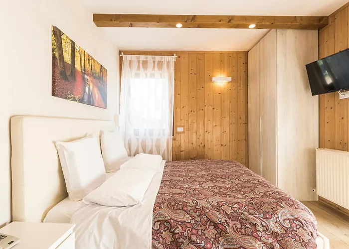 Hotel Vescovi