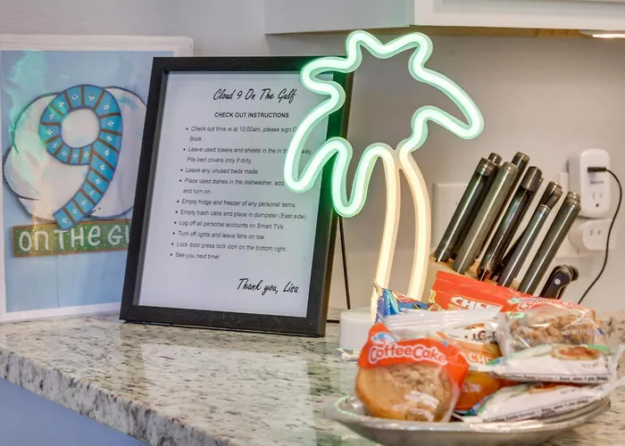 'Cloud 9 On The Gulf', 1 Mi To Beach: Pet Friendly
