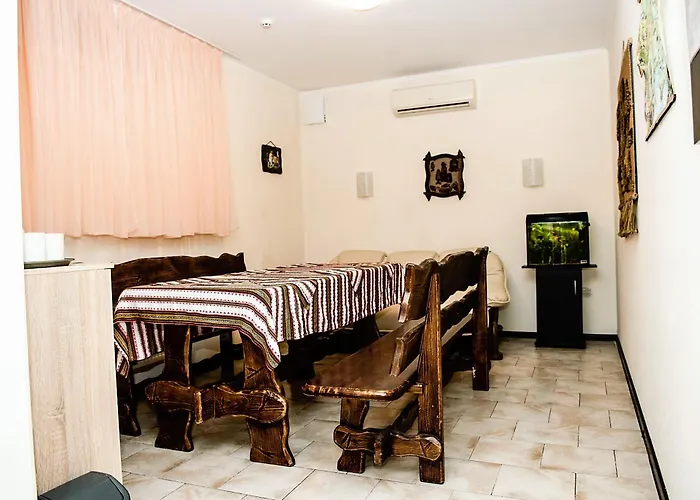 Breeze Hotel