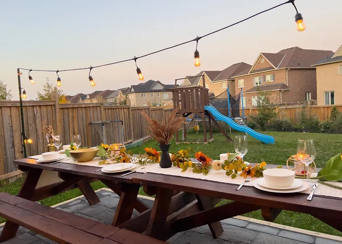 Oshawa Family Haven - Luxury 7Br Villa With Cozy Fireplaces & Hot Tub