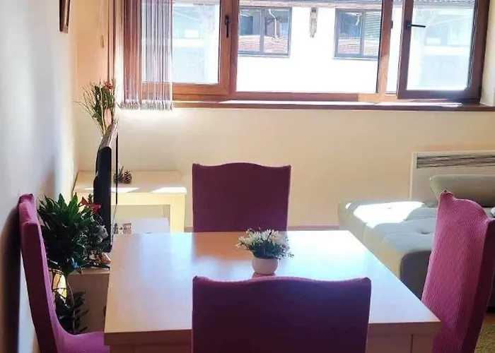 Cedar Lodge 3/4 Apartment Paradise