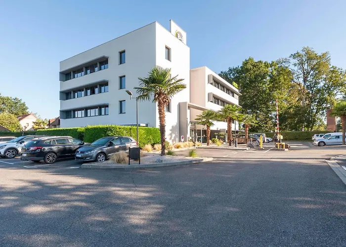 B&B Hotel Pau Zenith