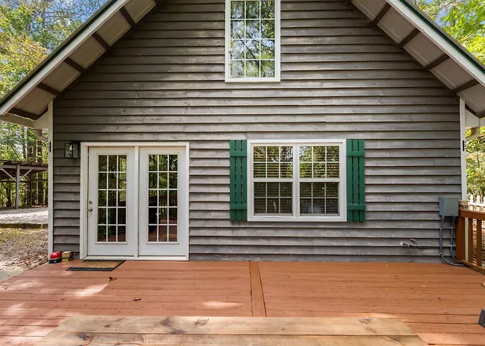By & By - 2 Bed, 1 Bath With Hot Tub