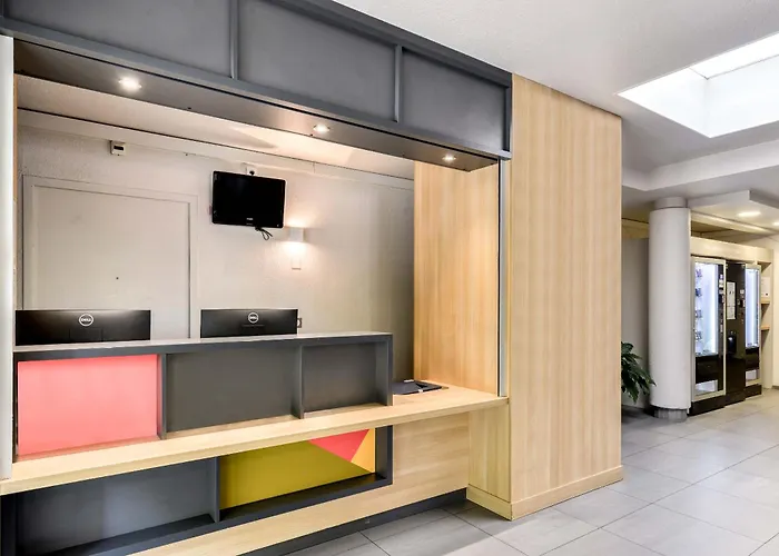 B&B HOTEL Montpellier 1