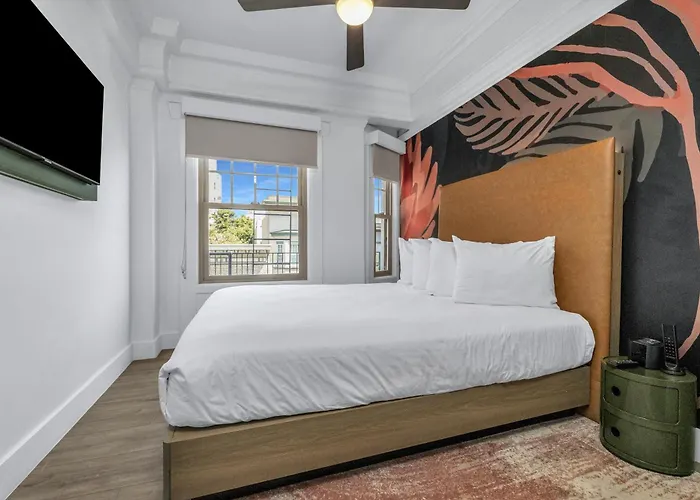 Nob Hill Hotel