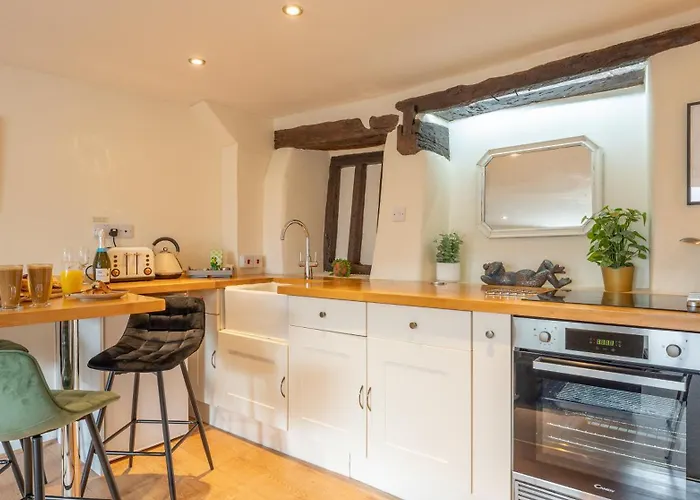 Wee Toad Hole Heart Of Kendal - Cottage Sleeps 4-6 - Dogs Welcome