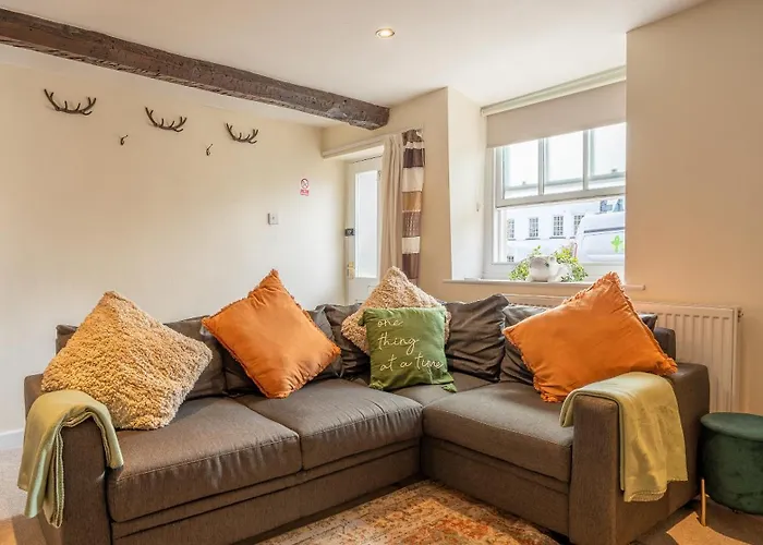 Wee Toad Hole Heart Of Kendal - Cottage Sleeps 4-6 - Dogs Welcome