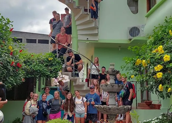 Hostal Casa Edén