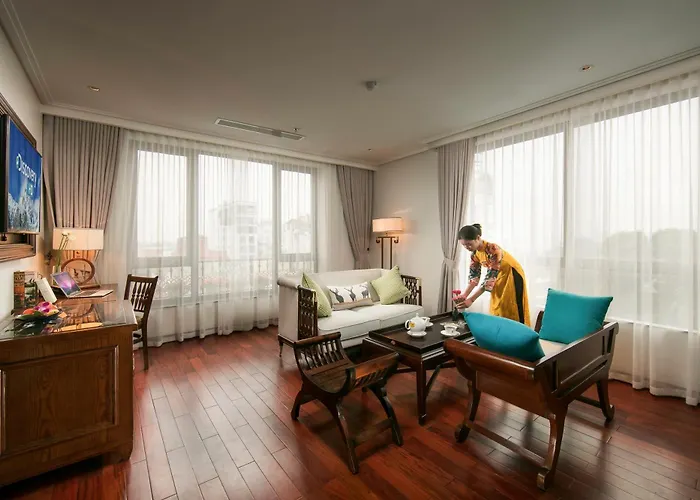 Lucien Hanoi Lakeside Hotel & Rooftop