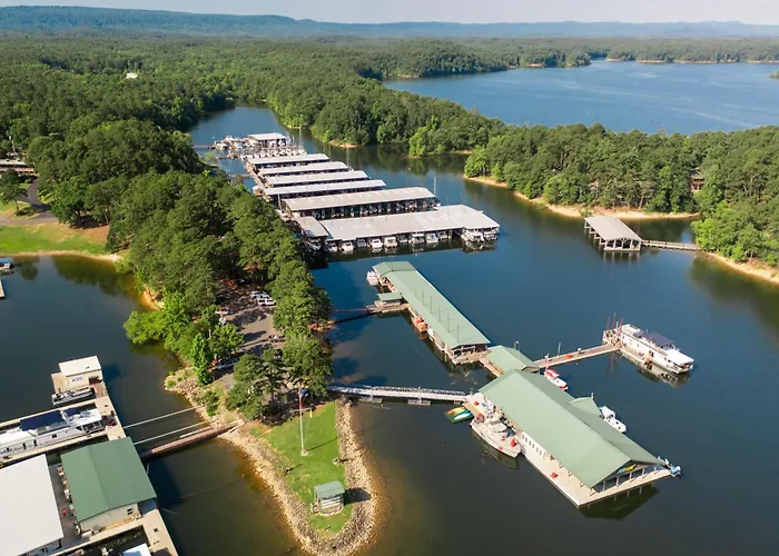 Mountain Harbor King Guest Room On Lake Ouachita