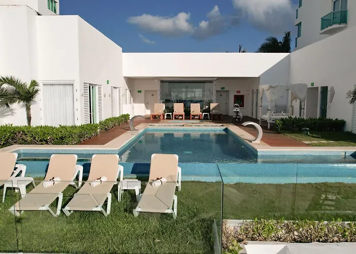 Oleo Cancun Playa All Inclusive Resort