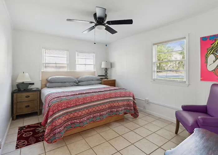 Folly Vacation Great Location, Vintage And Fun 120 Unit A