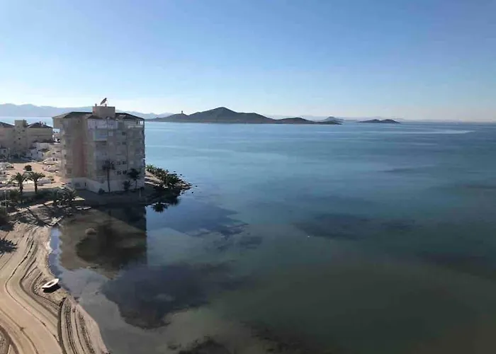 Refurbished 4* Apartment With Great Balcony