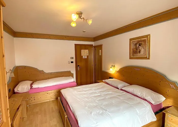 Hotel Chalet Alaska