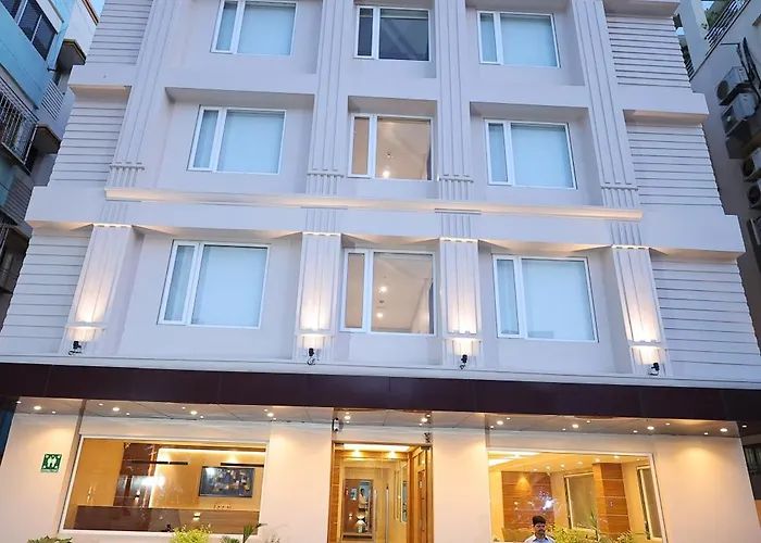 Hotel Sharda Residency